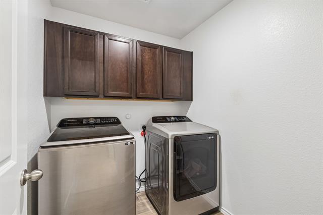 Building Photo - 3120 Providence Pl