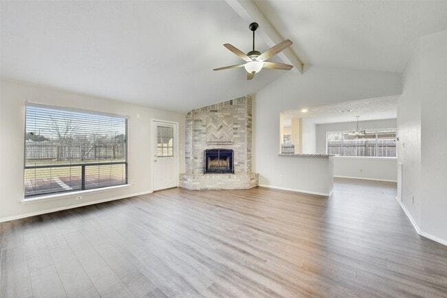 Building Photo - 2822 Forest Point Dr