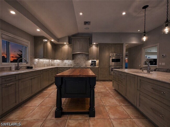 Building Photo - 4083 Belair Ln