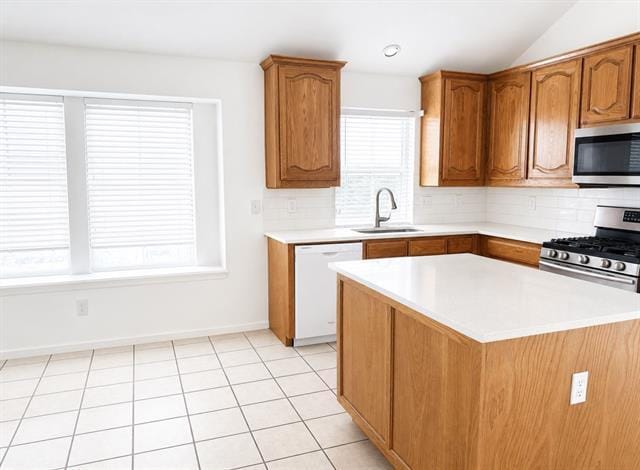 Building Photo - 8833 Sunset Trace Dr