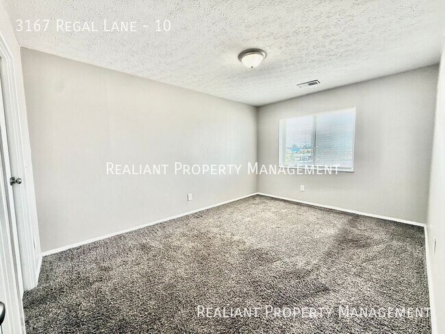 Building Photo - 3167 Regal Ln