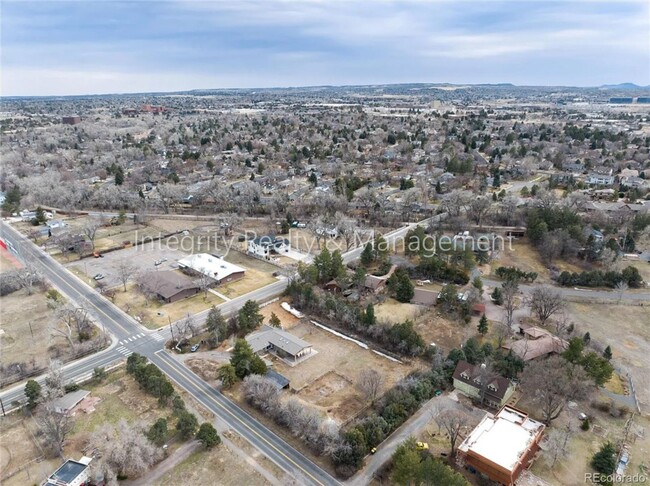 Building Photo - 7247 S Windermere St