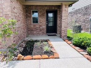 Building Photo - 5827 Dry Brush Pl