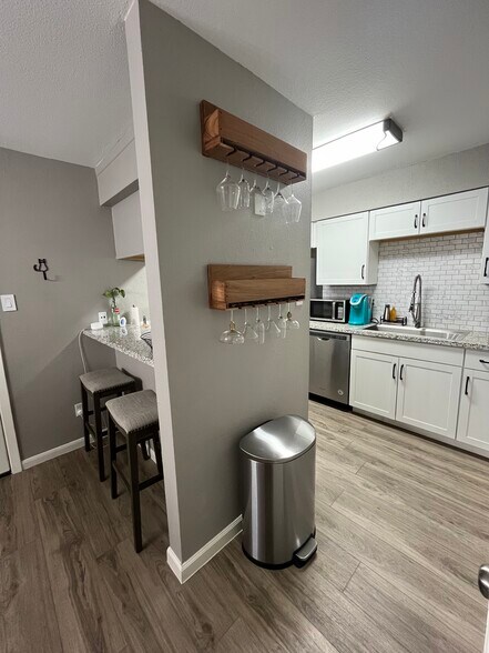 Building Photo - 3131 Cummins St