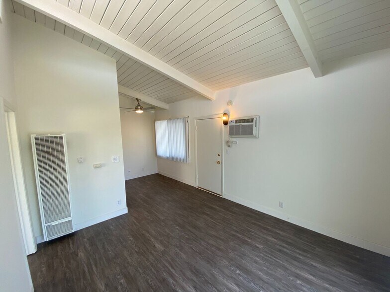 Building Photo - 3538 Keystone Av