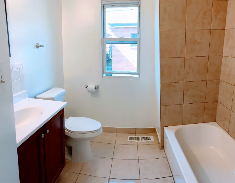 Building Photo - 3630 S Paulina St