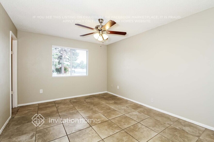 Building Photo - 7140 W North Ln