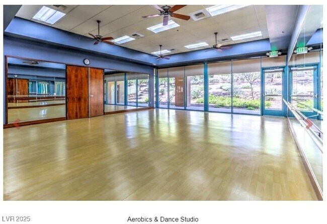 Building Photo - 2538 Venus Star St