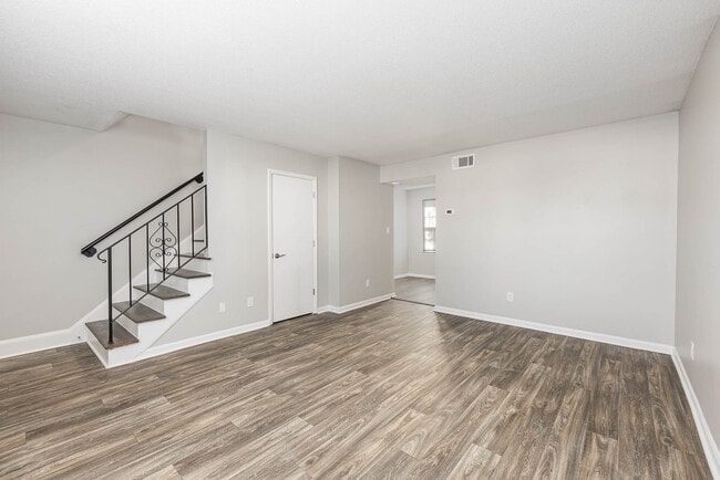 Building Photo - Nu Salisbury