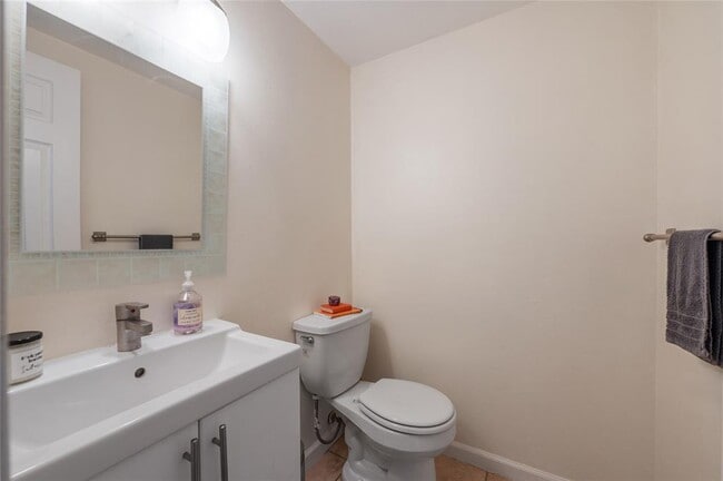 Building Photo - 5616 Emerald Forest Dr