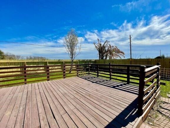 Building Photo - 14003 Prosperity Ridge Dr