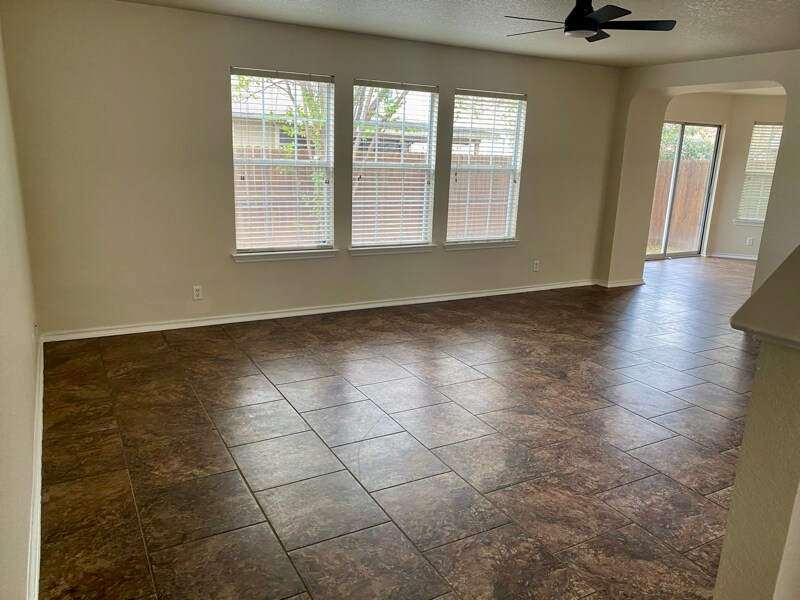 Building Photo - 14735 Bending Point