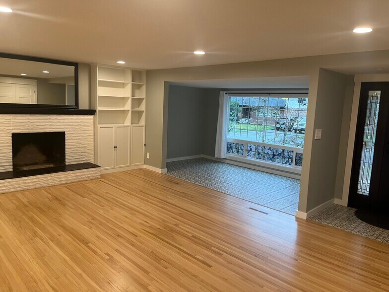 Building Photo - 419 Contra Costa Ave
