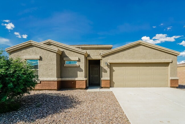 Building Photo - 7442 W Calle Colado