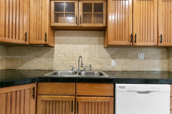 Building Photo - 1511 NW 85th Way
