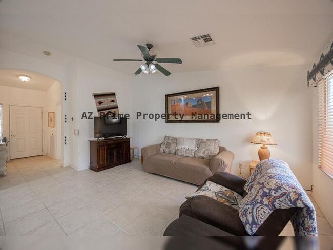 Building Photo - 3431 E Torrey Pines Ln