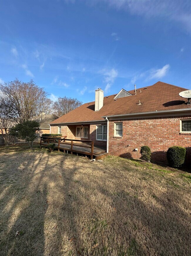 Building Photo - 1785 Wood Mills Dr W