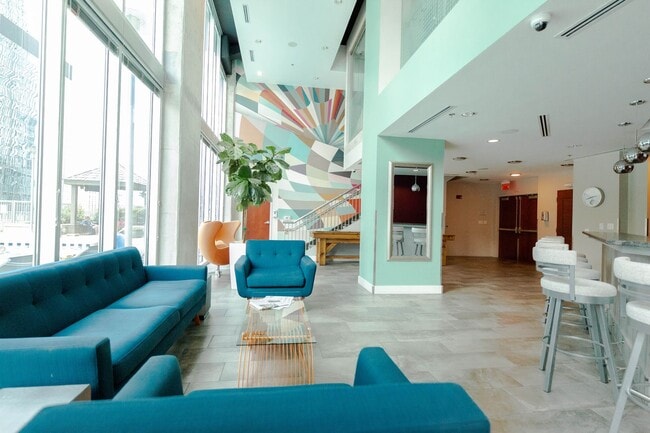 Building Photo - Downtown Luxury Living at The Encore