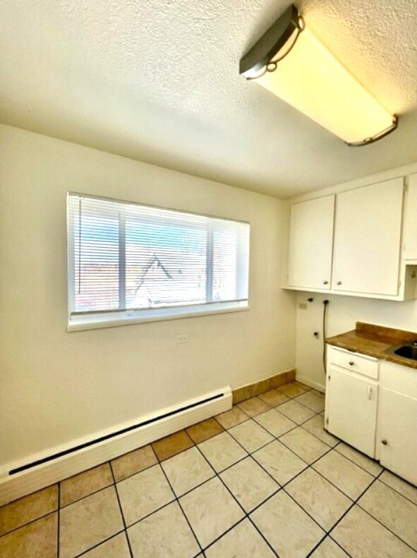 Building Photo - Emporia Apartments