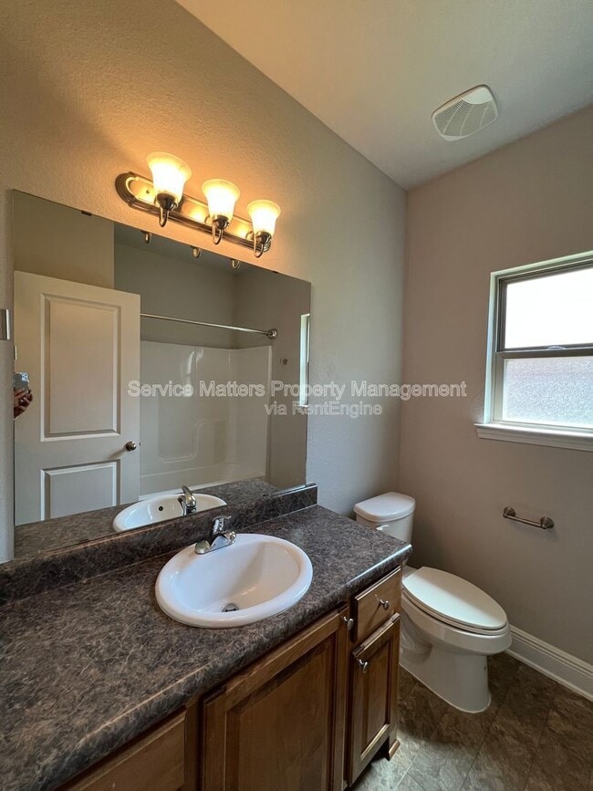 Building Photo - 5257 Parkside Dr