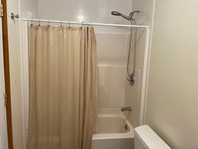 Building Photo - 17 Waokele Pl