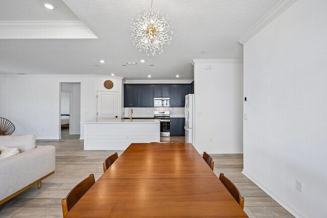 Building Photo - 191 Pinzon Pl