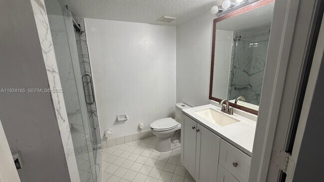 Building Photo - 1251 SE 28th Ct