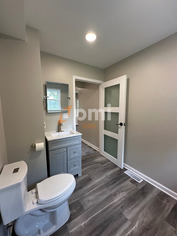 Building Photo - 397 Briarwood Dr