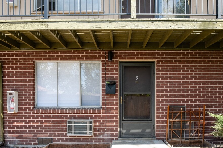 Building Photo - 1024 E 600 S