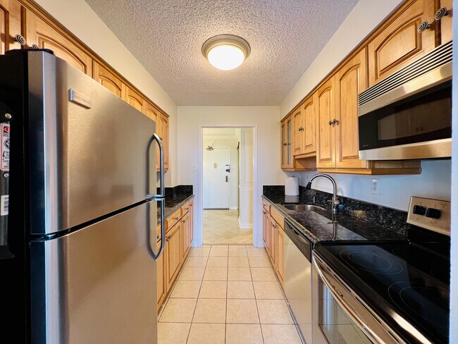 Building Photo - 5300 Holmes Run Pky