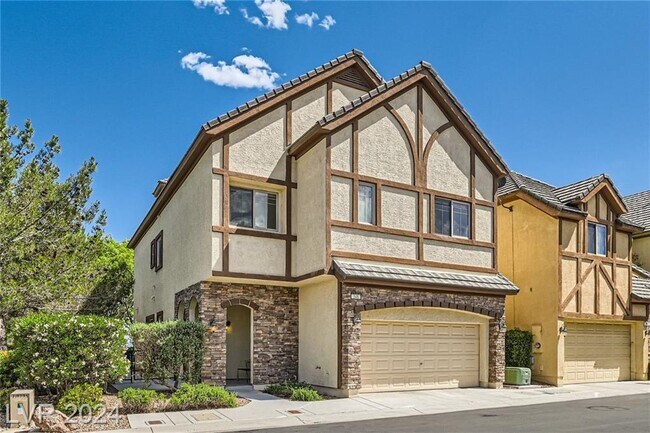 Building Photo - 348 Hanbury Manor Ln