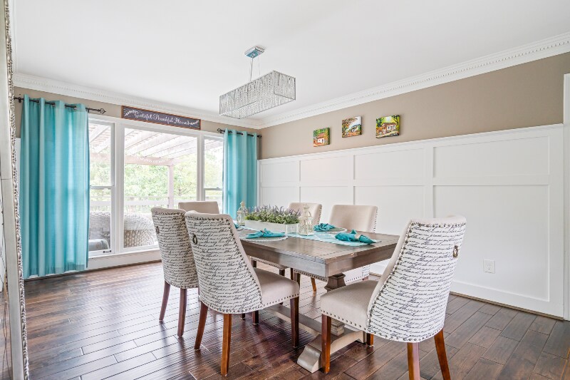 Building Photo - 4548 High Rock Terrace