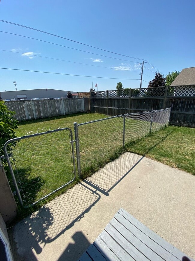 Building Photo - SINGLE FAMILY HOME ON STEVENS (RPM#40)