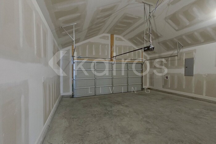 Building Photo - 214 Lodgepole Pne Wy