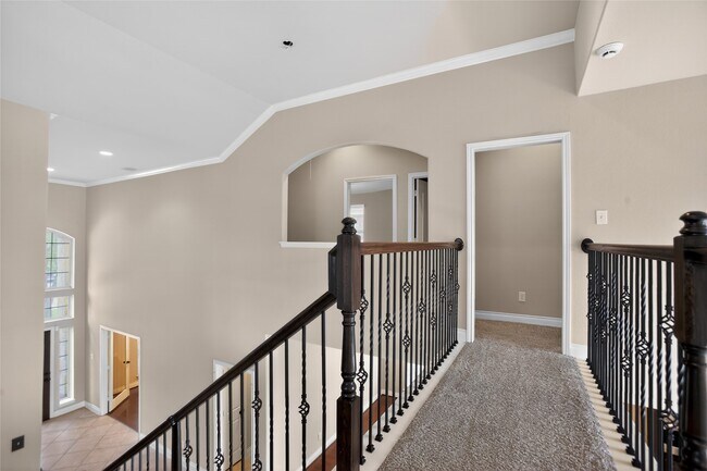 Building Photo - 6535 Arroyo Springs Ln