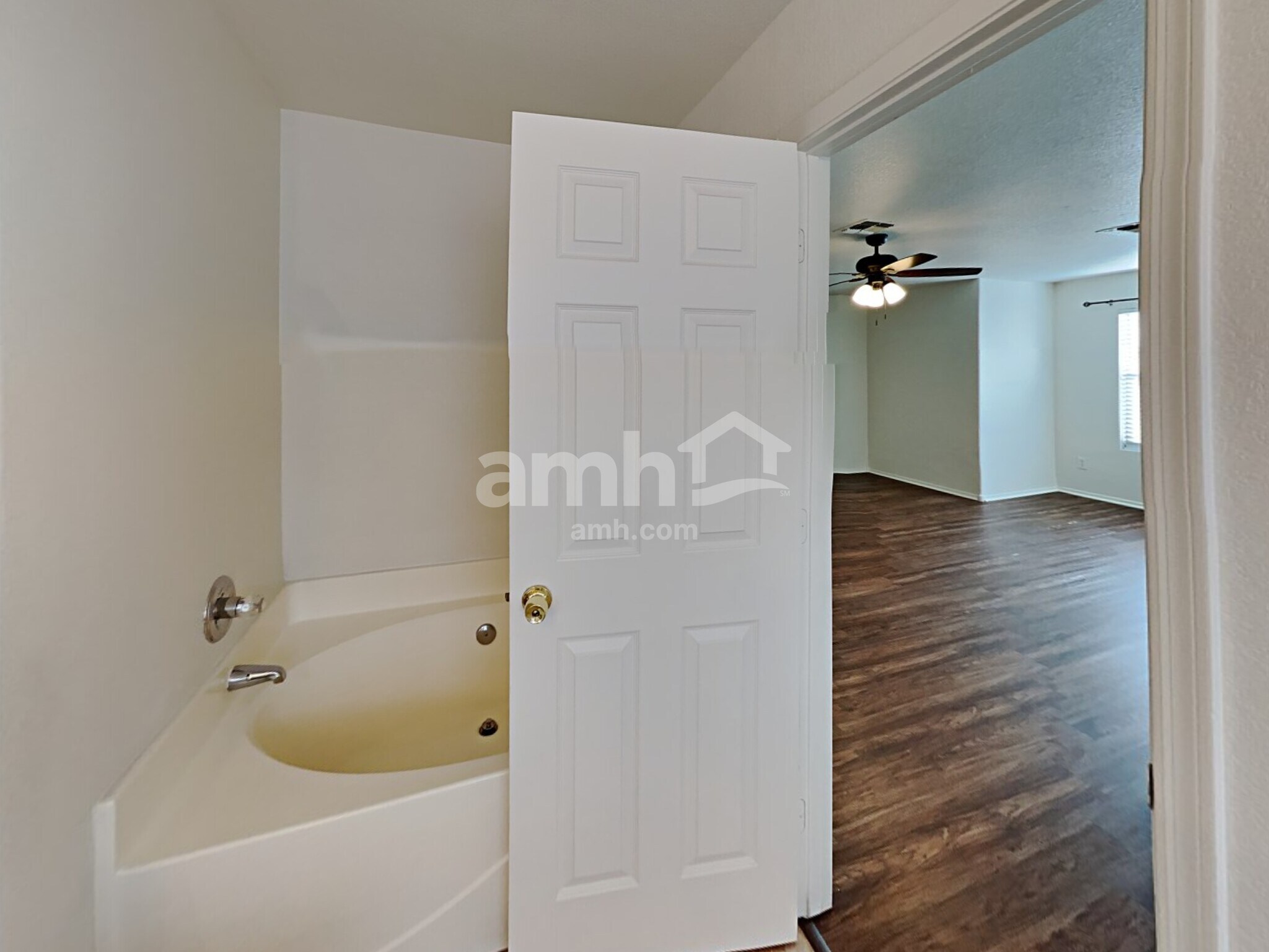 Building Photo - 3543 E Trigger Way