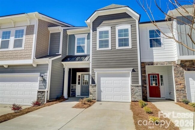 Building Photo - 3853 Hayden Ln