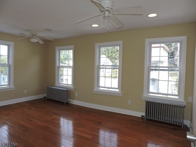 Building Photo - 209 Liberty St
