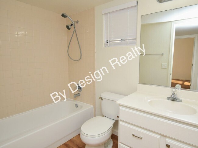 Building Photo - Updated SE Tucson 3BR/2.5BA Gem: Cathedral Ceilings & Private Wash Views