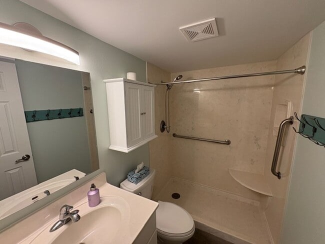 Building Photo - 209 Miracle Strip Pkwy