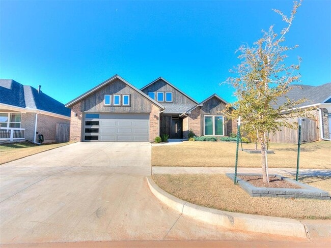 Building Photo - 16125 Buffalo Dr