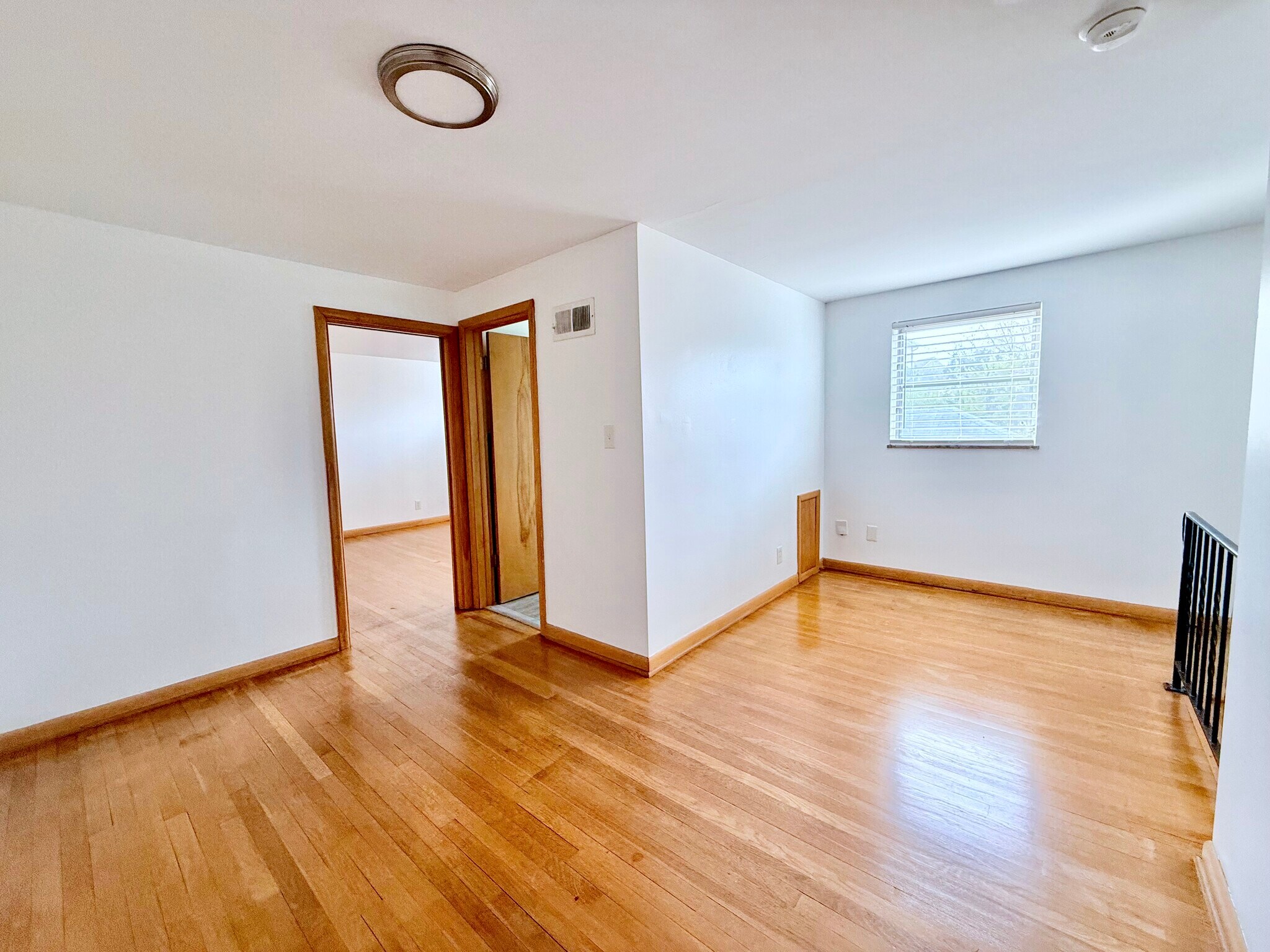 Building Photo - 1783 Ardleigh Rd