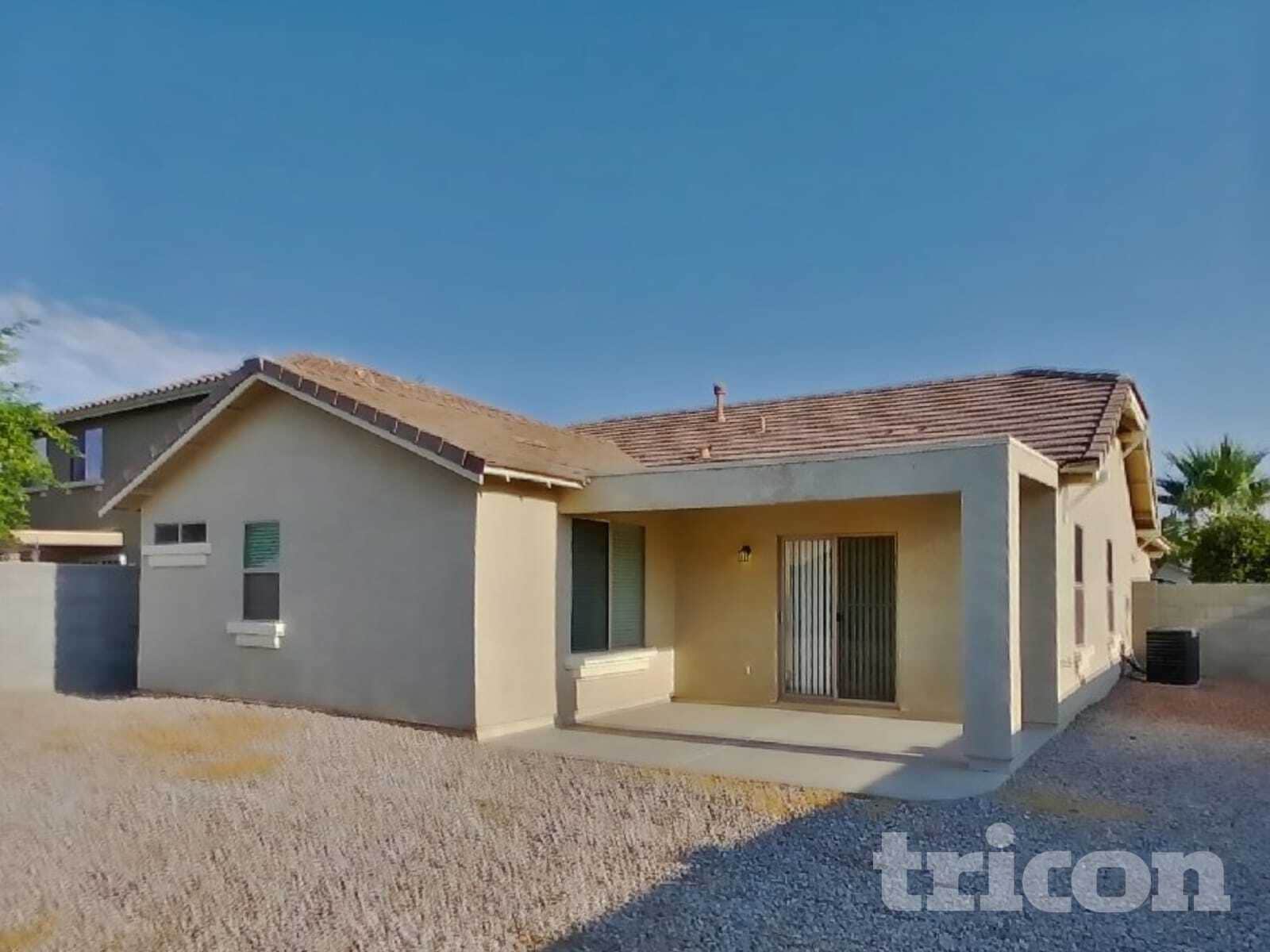 Building Photo - 13961 W Maui Ln