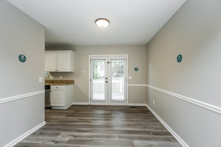 Building Photo - 24 Quail Run