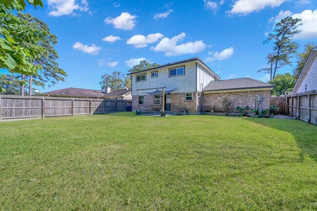 Building Photo - 8226 Autumn Willow Dr