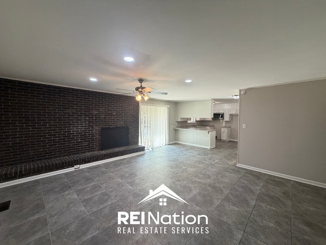 Building Photo - MASSIVE BESSEMER RENTAL! 4BR/2.5BA | High Ceilings & Brick Fireplace | 2-Car Garage!
