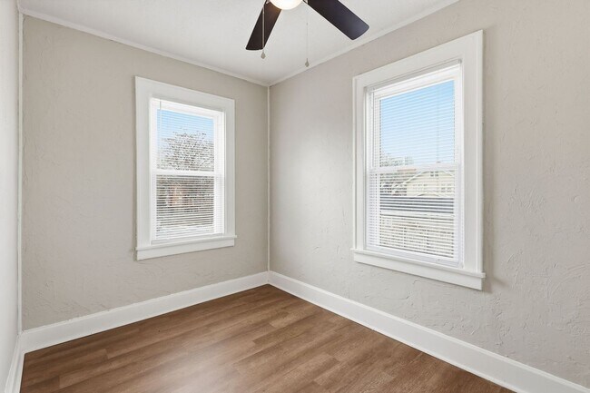 Building Photo - 783-785 S 18th St