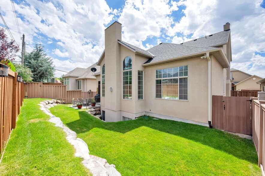 Building Photo - 7187 S Villandrie Ln