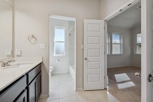 Building Photo - 316 Insider Loop