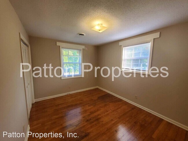 Building Photo - 3 br, 1.5 bath House - 413 Hickory Ridge D...